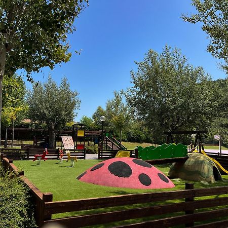 Càmping Riera Merlès Borreda Bagian luar foto